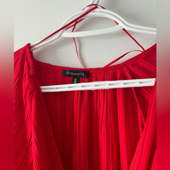 Dynamite Pleated Crop Blouse with Twisted Front - Picture 3 of 7